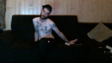 HARDTEKK85  12-10-2021 Recorded Video Topless
